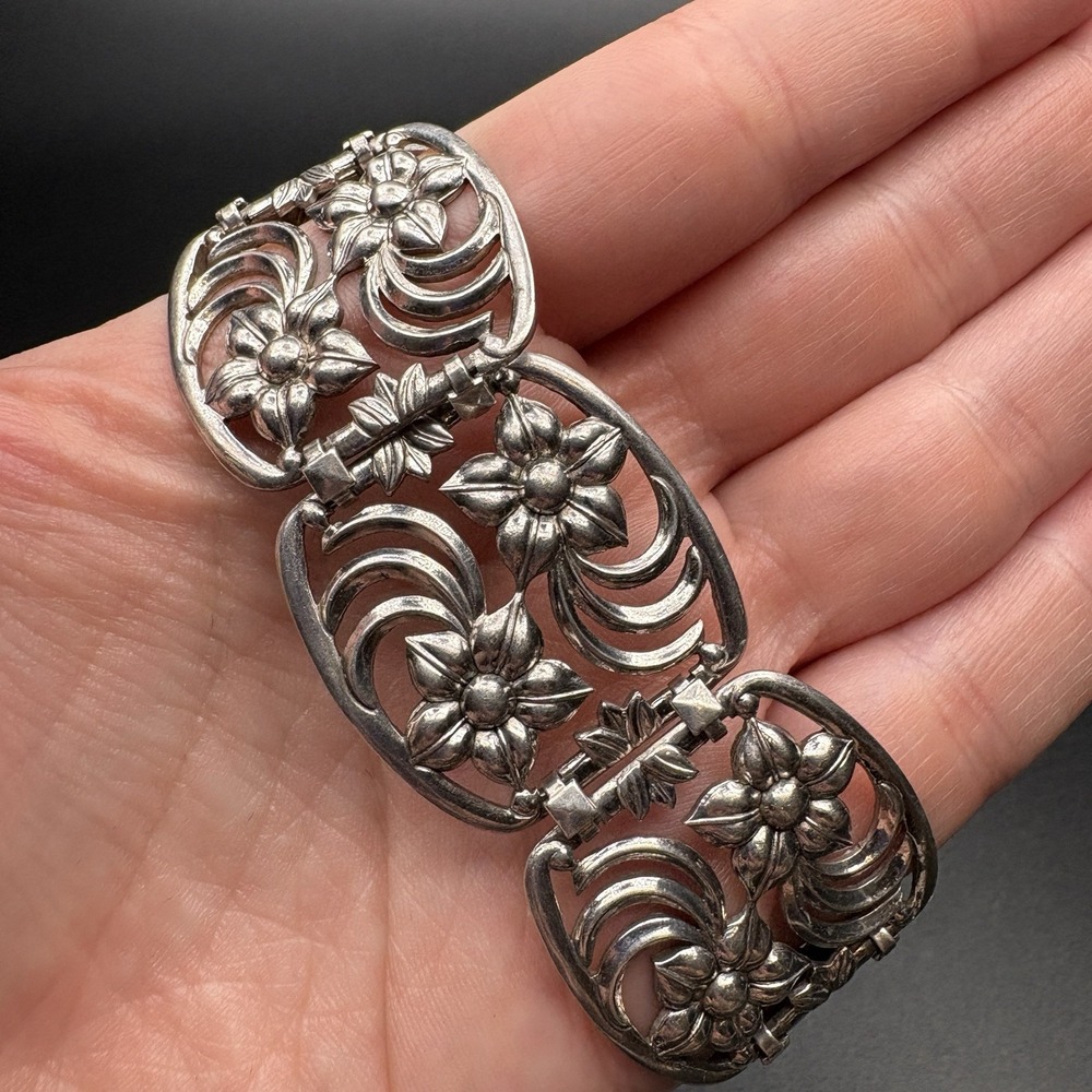 Sterling Silver Bracelet W.E. Richards Vintage 1940s Floral Open Link Deco MCM